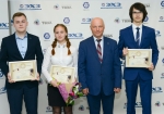 Школьникам второй раз вручили именные стипендии Сергея Филимонова